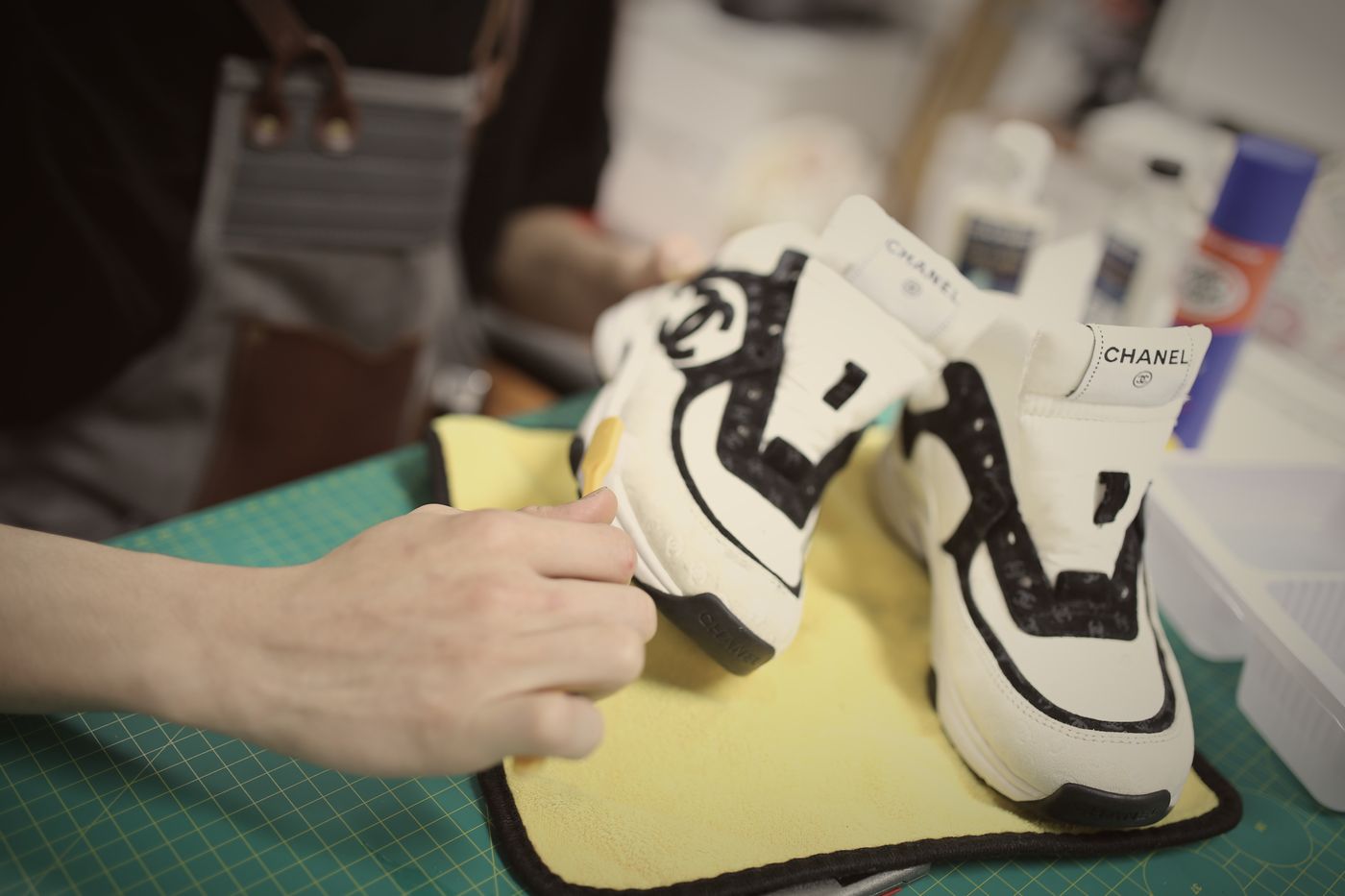 Detailing the midsole